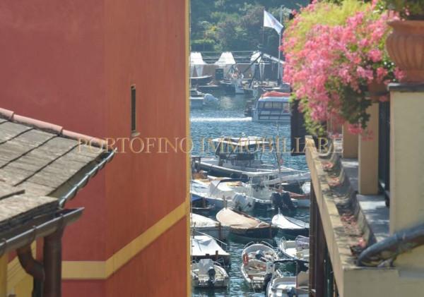 Attico in Piazza Martiri dell'Olivetta, Portofino