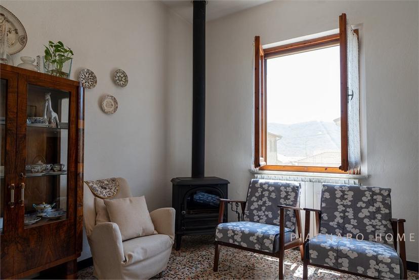 Casa indipendente, Zeri — foto 4 di 5