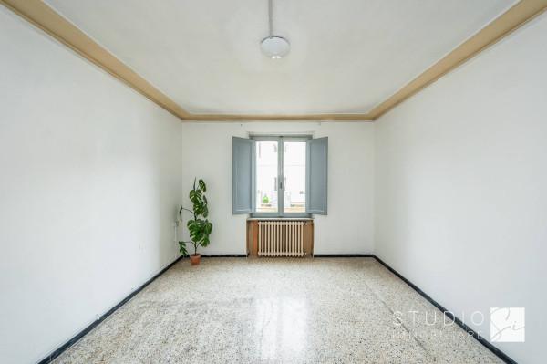 Villa bifamiliare in Via Oste, Montemurlo