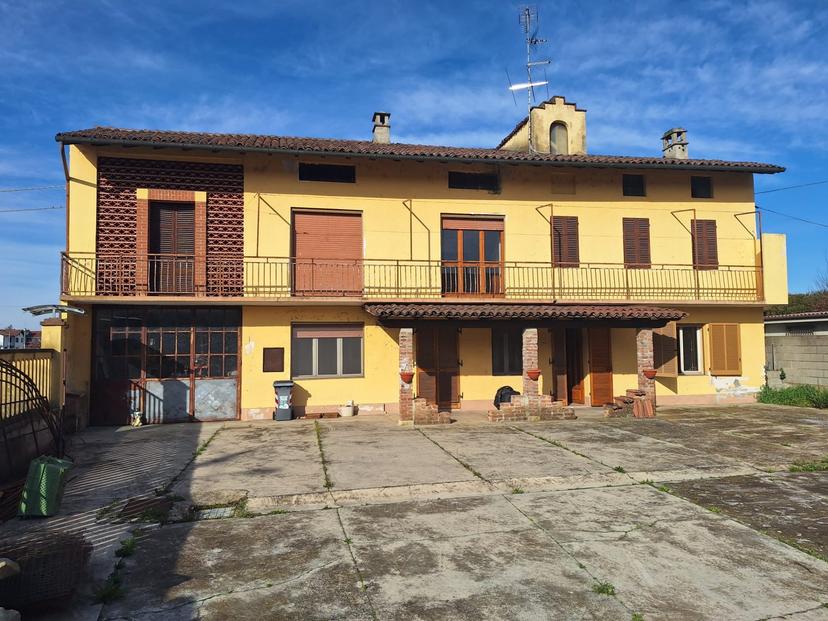 Villa in Via Carlo Alberto 37, Borgo San Martino — foto 4 di 5
