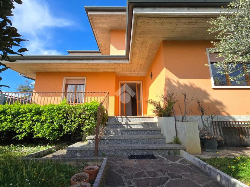 Villa in Via Gioacchino Rossini 11, Pescantina — foto 2 di 5