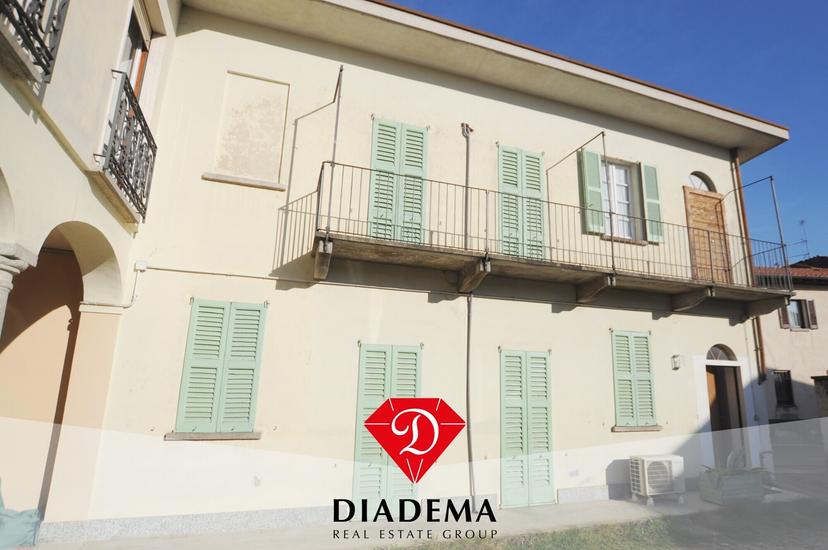 Trilocale in Giuseppe Garibaldi 4, Jerago con Orago — foto 4 di 5