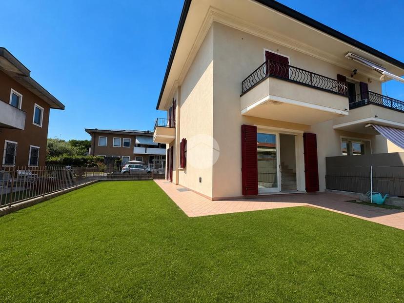 Villa a schiera in Via Montenero 16, Rovato — foto 5 di 5
