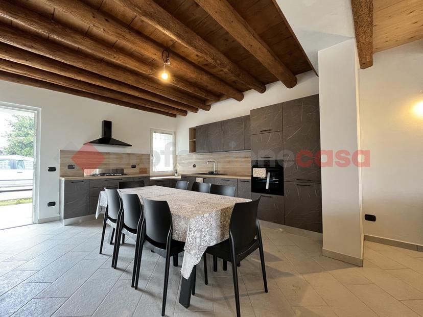Casa indipendente, Sorgà — foto 2 di 5