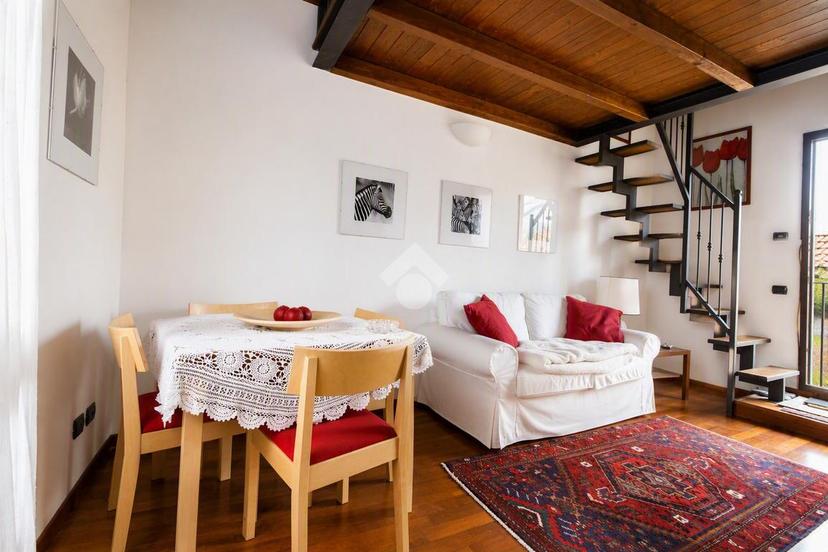 Casa indipendente in Via Camillo Cavour 18, Agrate Brianza — foto 4 di 5