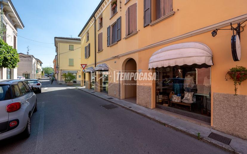 Appartamento in Via Vittorio Veneto, Montecchio Emilia