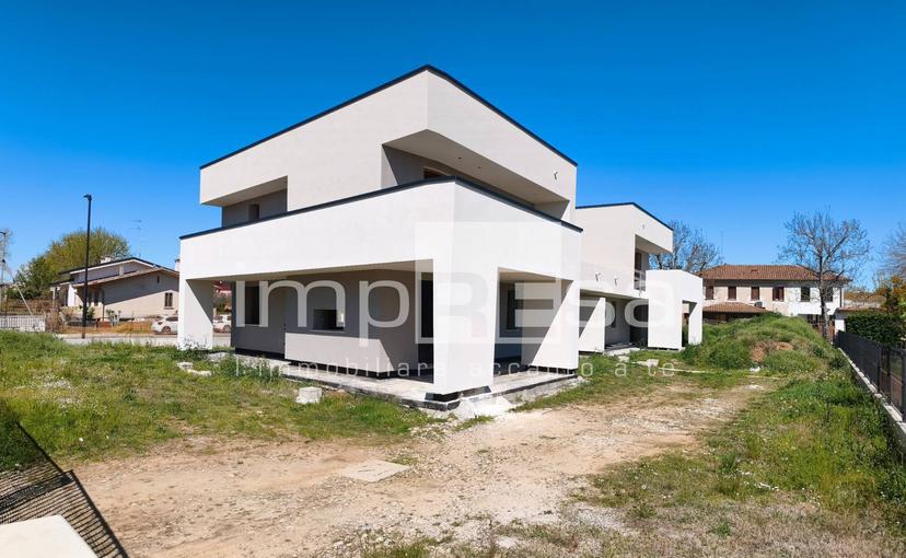 Villa in Via Olimpia, Paese — foto 4 di 5