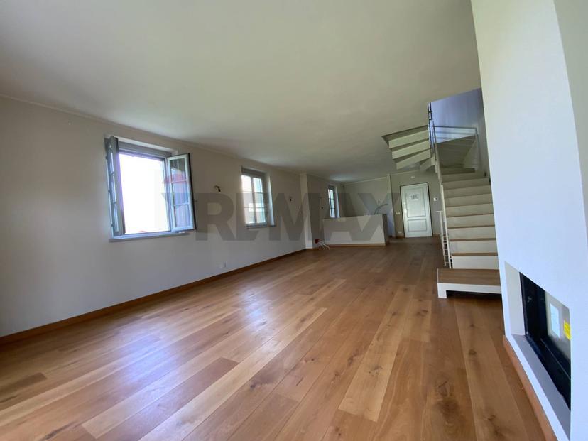Trilocale in Via Sant'Isidoro 1, Bogogno — foto 3 di 5