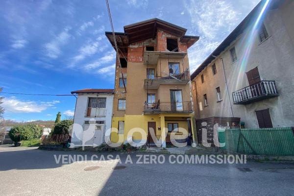 Trilocale in Via Piemonte 3, Castronno — foto 5 di 5