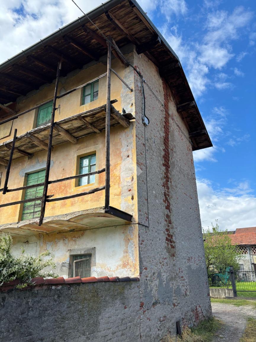 Casa indipendente in Via Roma 9, Agrate Conturbia