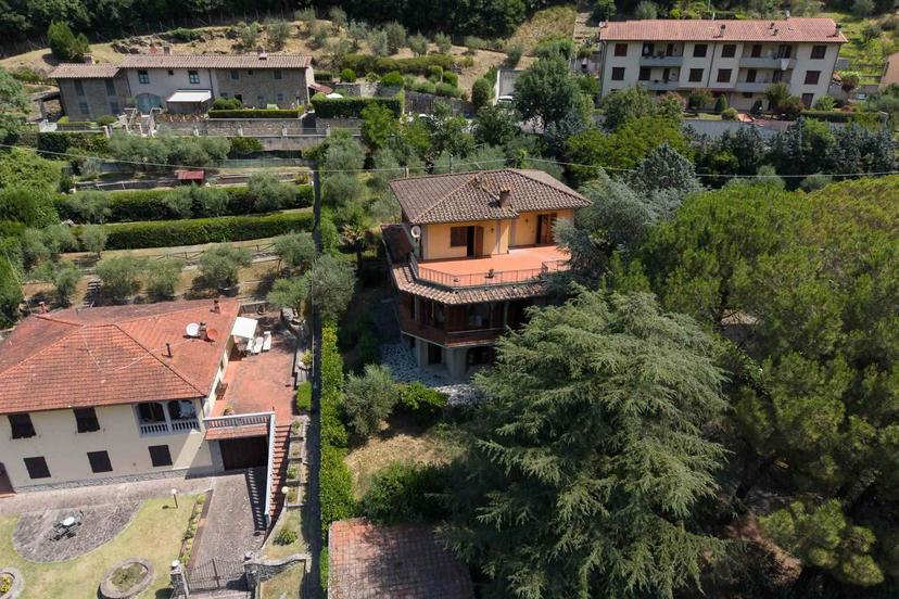 Villa bifamiliare, Londa — foto 4 di 5