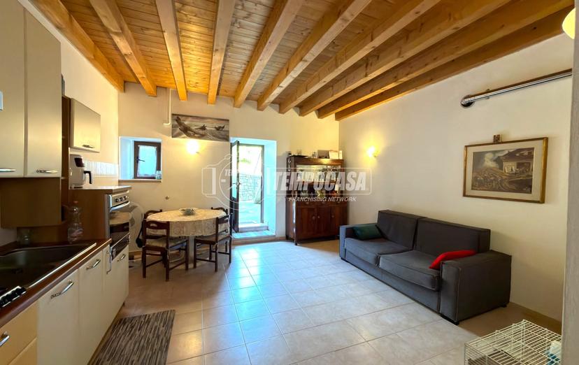 Casa indipendente in Via Robbiadecco, Foresto Sparso — foto 3 di 5