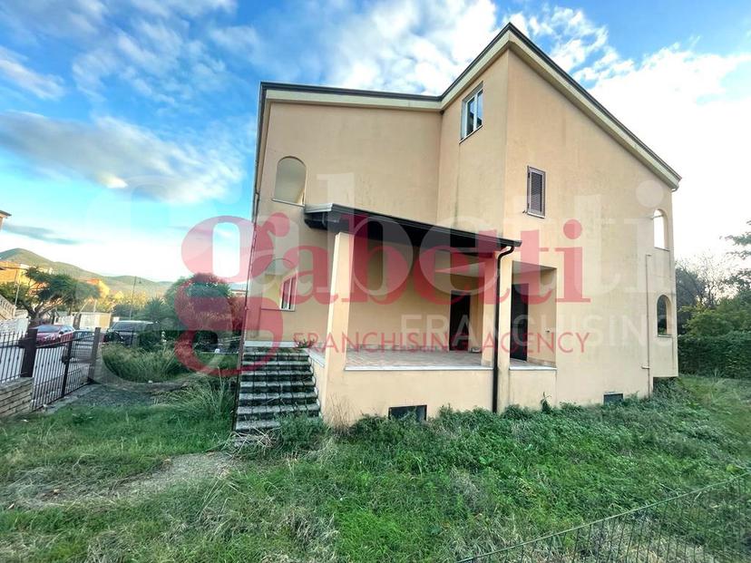 Villa in Via Padre Cipriano Caruso Snc, Pietravairano — foto 4 di 5