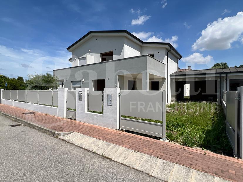 Villa bifamiliare, Fossò — foto 2 di 5