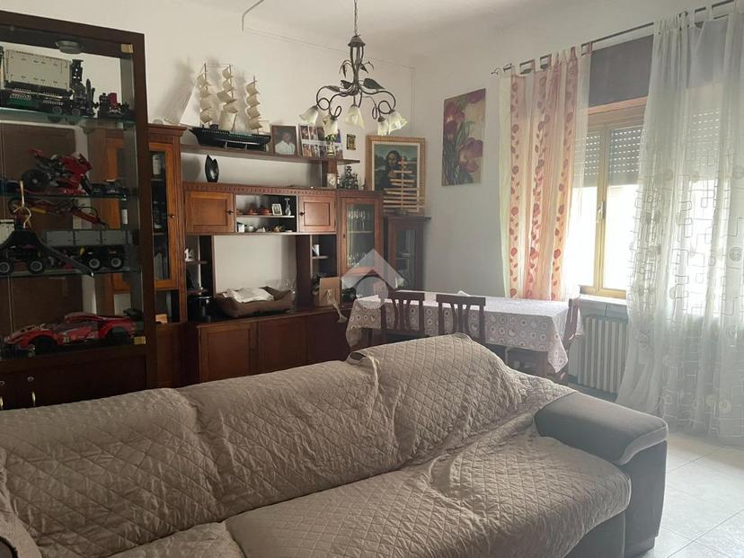 Quadrilocale in Via Milano 28, Casorate Sempione — foto 3 di 5