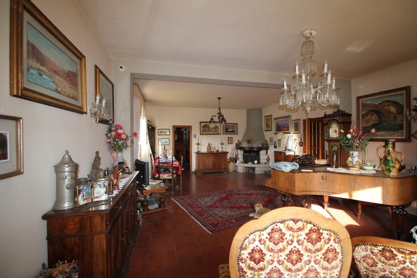 Appartamento in Via Martiri di Campo di Marte, Vicchio — foto 4 di 5