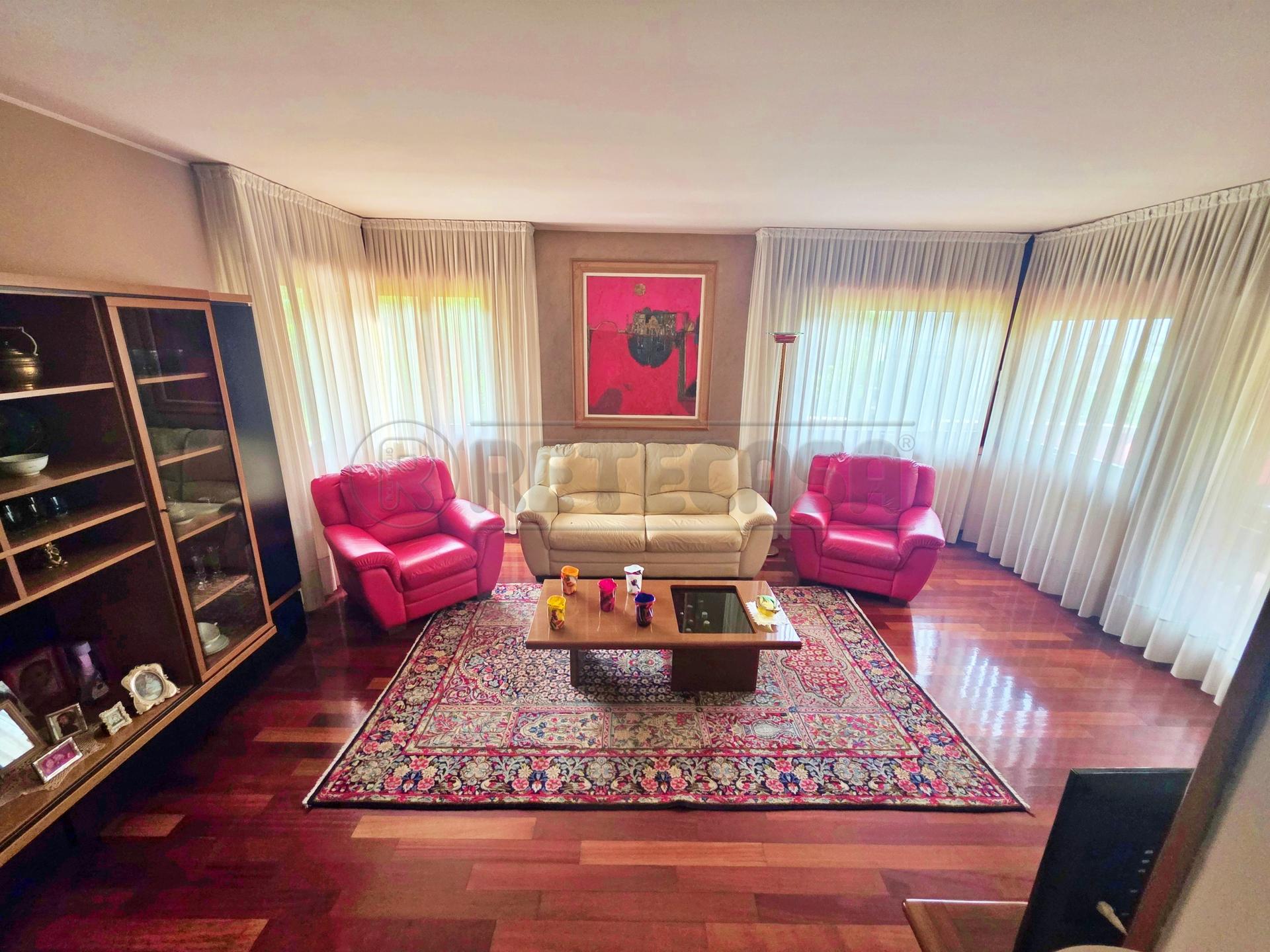 Villa in Via Camillo Cavour 95, Arzignano