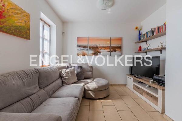 Villa in Via Giuseppe Mazzini 413/2, Travedona-Monate — foto 4 di 5