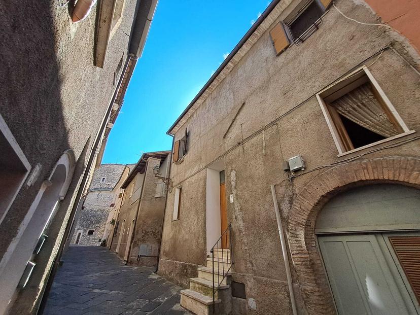 Casa indipendente in Via Umberto I, Alviano — foto 3 di 5