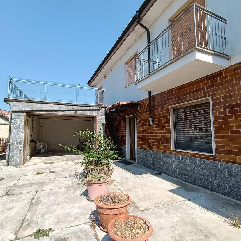 Appartamento in Via Bausola 22, Isola d'Asti — foto 3 di 5