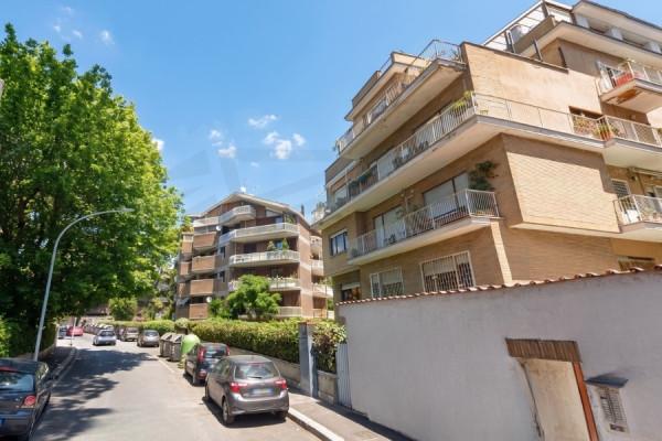 Attico in Via di Villa Betania, Roma