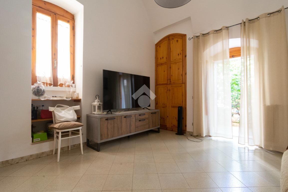 Casa indipendente in Vico Secondo Via Bari 16, Conversano