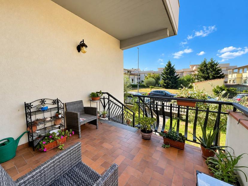 Villa bifamiliare, Prato — foto 4 di 5