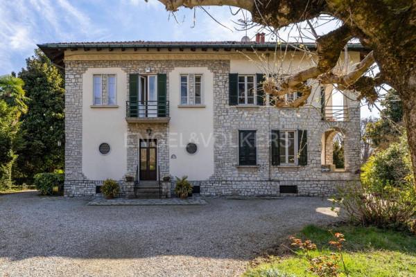 Villa in Via Alcide De Gasperi 107, Travedona-Monate — foto 4 di 5