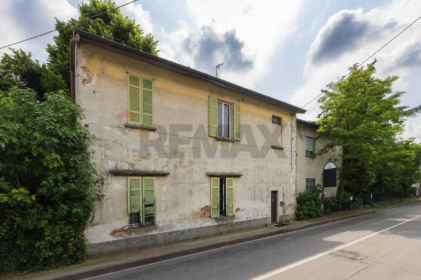 Casa indipendente in Via Liberazione 84, Gallarate — foto 2 di 5