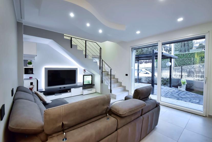 Villa unifamiliare in Via del Carso 8, Appiano Gentile — foto 2 di 5