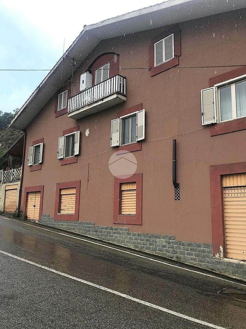 Trilocale in Via Piedirosso, Casali del Manco — foto 5 di 5