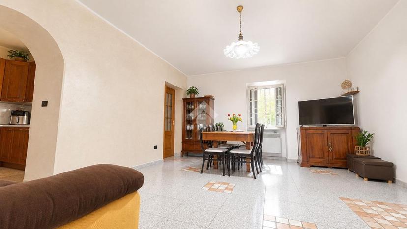 Casa indipendente in Via degli Enotri 14, Mendicino — foto 3 di 5