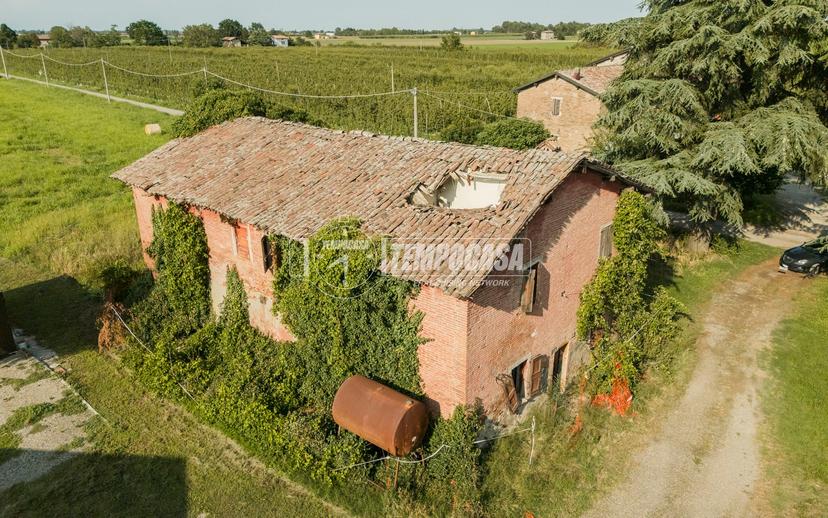 Rustico in Via Forcaia 10, Castelfranco Emilia — foto 2 di 5