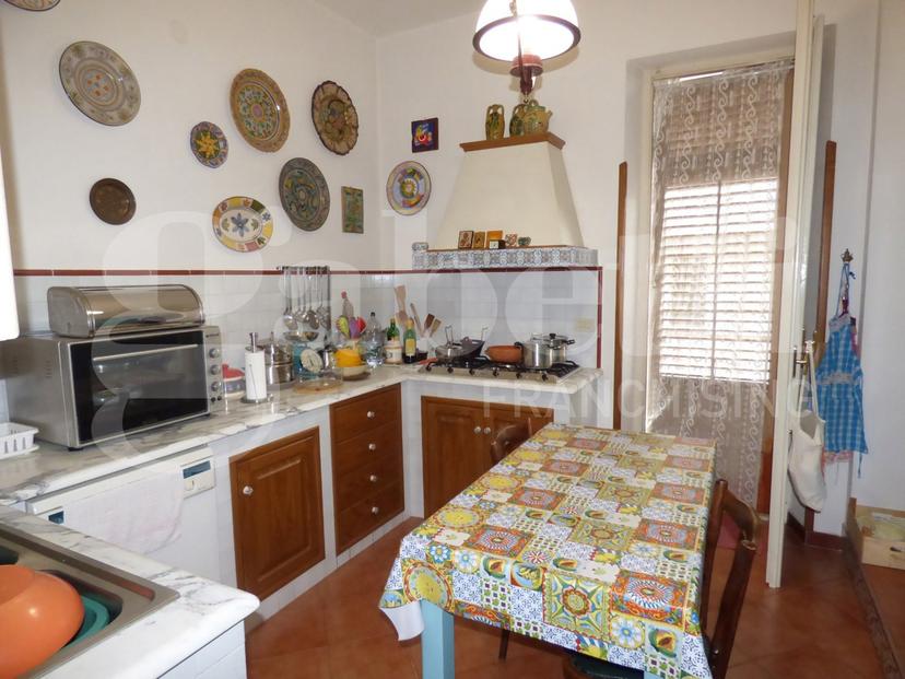 Quadrilocale in Via San Francesco d'Assisi  33, Bagheria