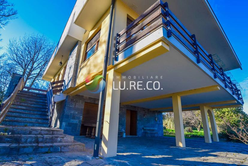 Villa in Via Como 45, Meda