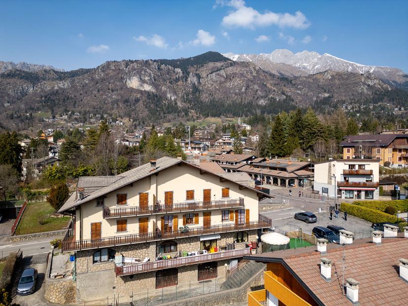 Villa in Via Borgaiolo, Castione della Presolana — foto 4 di 5
