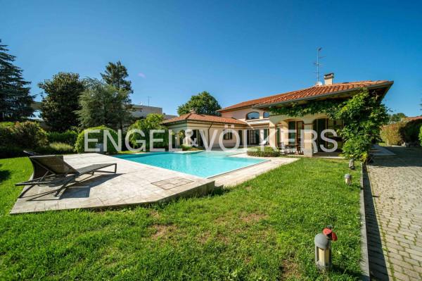 Villa in Via Pasquale Sottocorno, Gallarate — foto 3 di 5