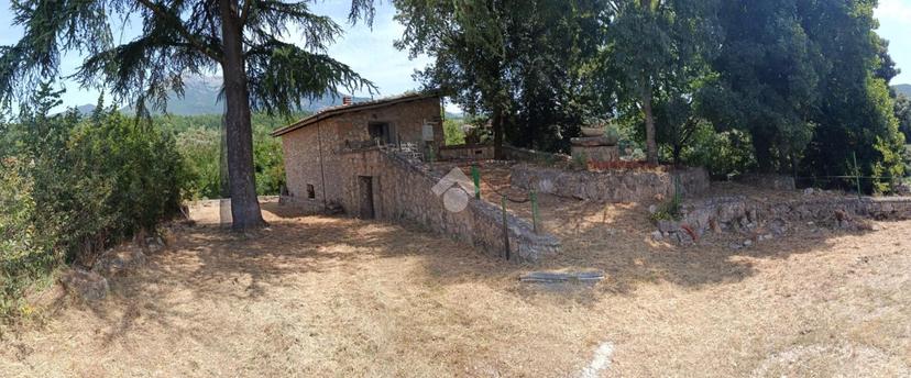 Casa indipendente in Via S. Lorenzo, Collepardo — foto 2 di 5