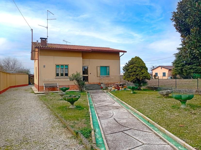 Terratetto plurifamiliare, Castions di Strada — foto 2 di 5