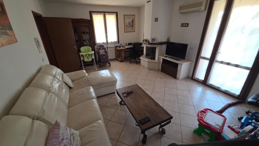 Villa, Casalgrande — foto 2 di 5