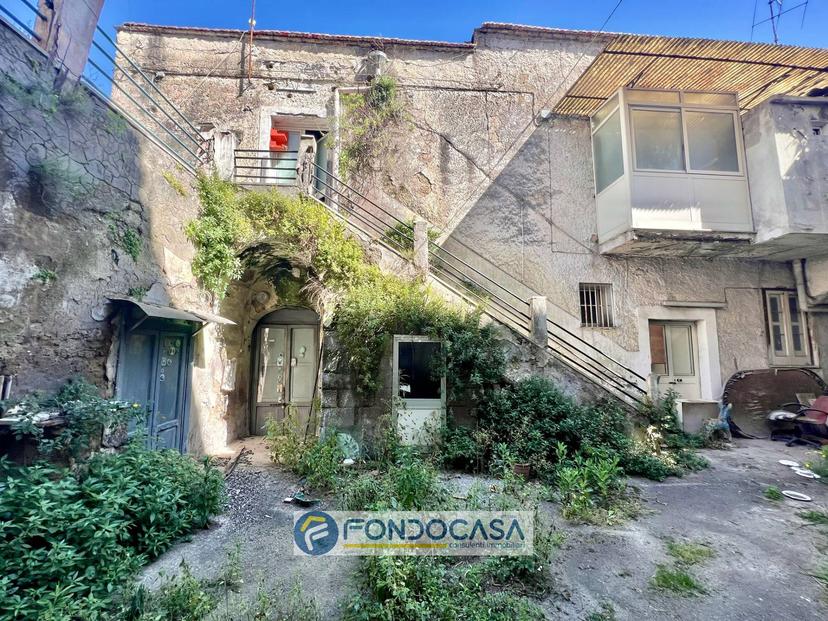Casa indipendente in Via Francesco Verde, Sant'Antimo — foto 2 di 5