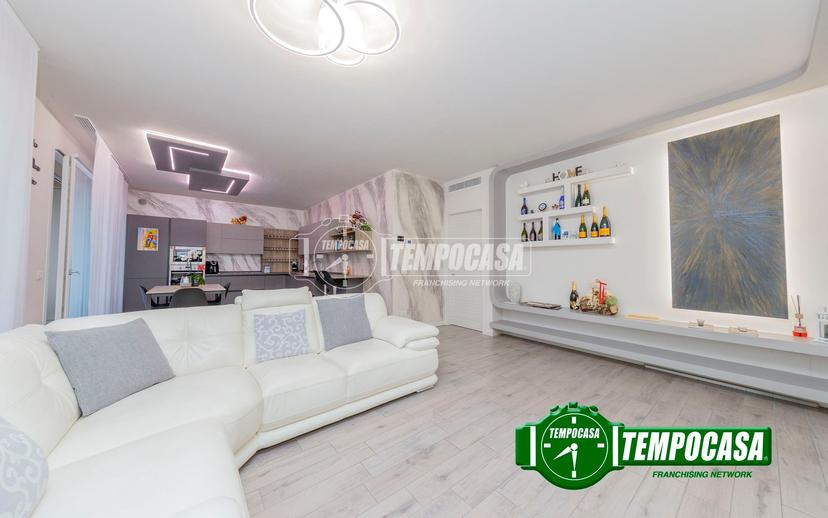 Trilocale in Via Maria Montessori, Siziano — foto 3 di 5