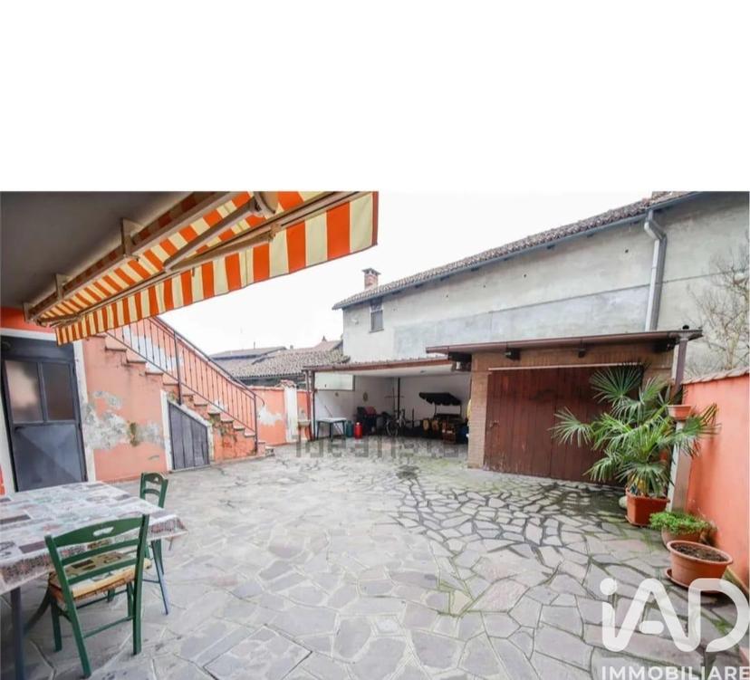 Villa in Via Pastrengo, Montanaro — foto 5 di 5