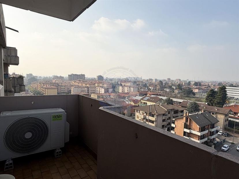 Trilocale in Via XXV Aprile 19, Desio