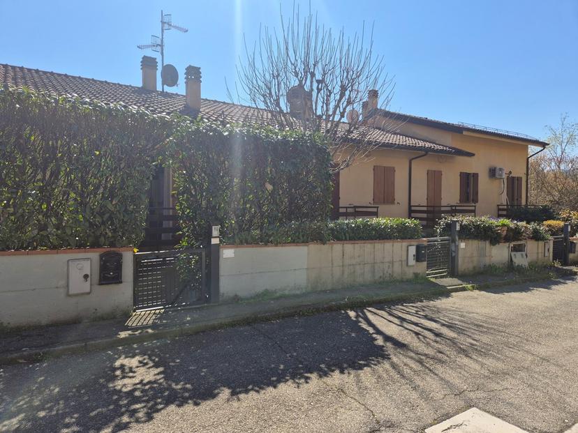 Villa a schiera in Via Togliatti, Monte San Pietro — foto 4 di 5