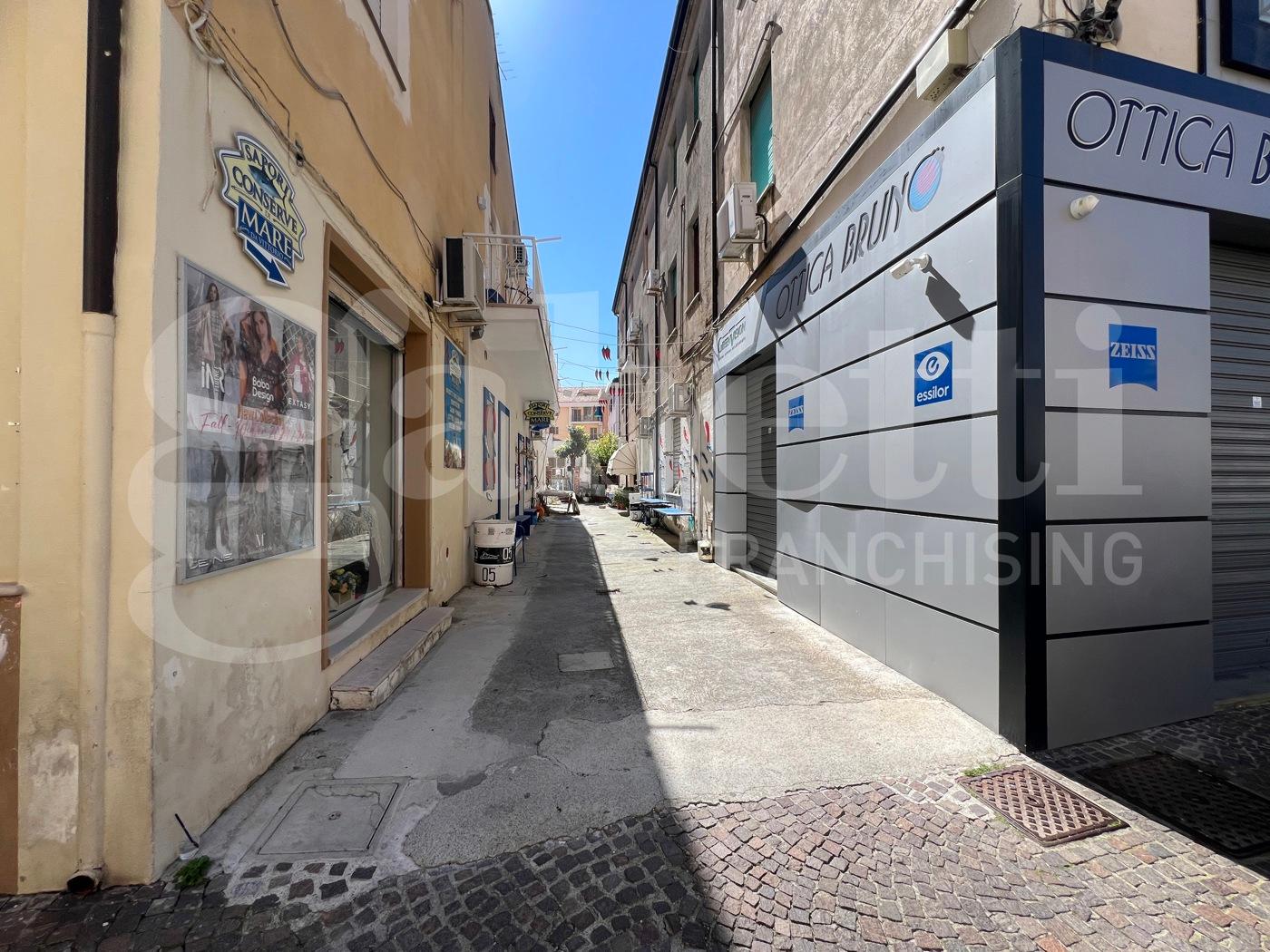 Casa indipendente in Vico Terzo Margherita  41, Amantea