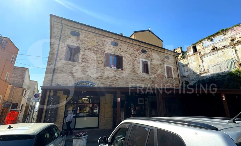Casa indipendente in Monsignor Vincenzo d'Addario 10, Pianella — foto 2 di 5