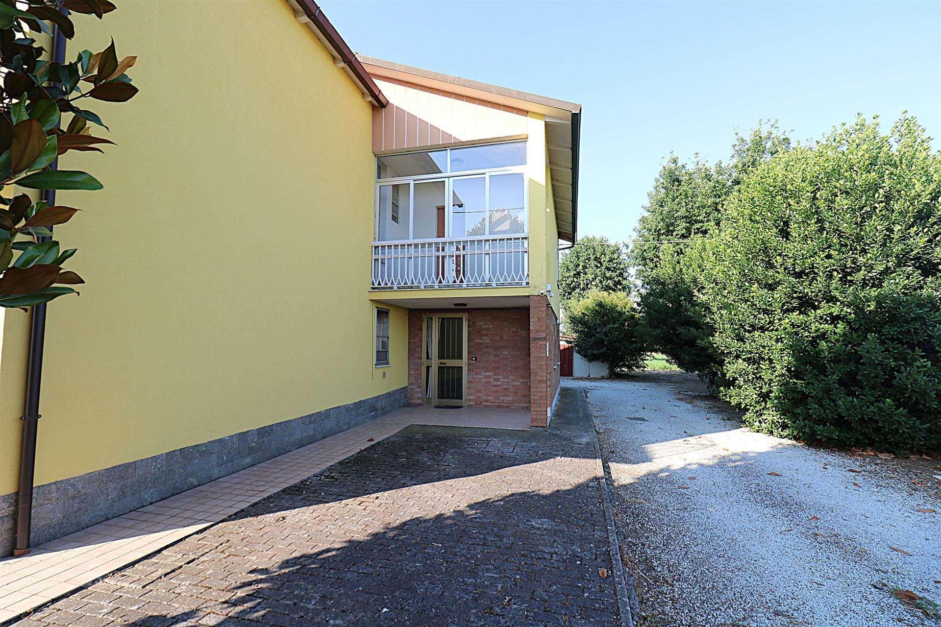 Casa indipendente, Lugo