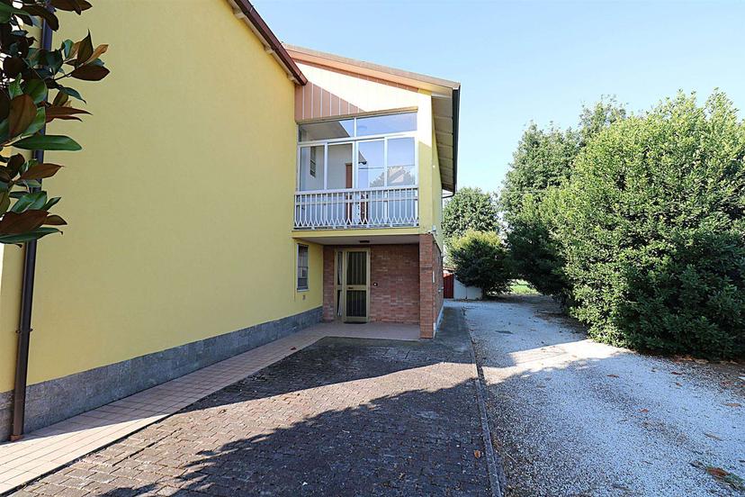 Casa indipendente, Lugo