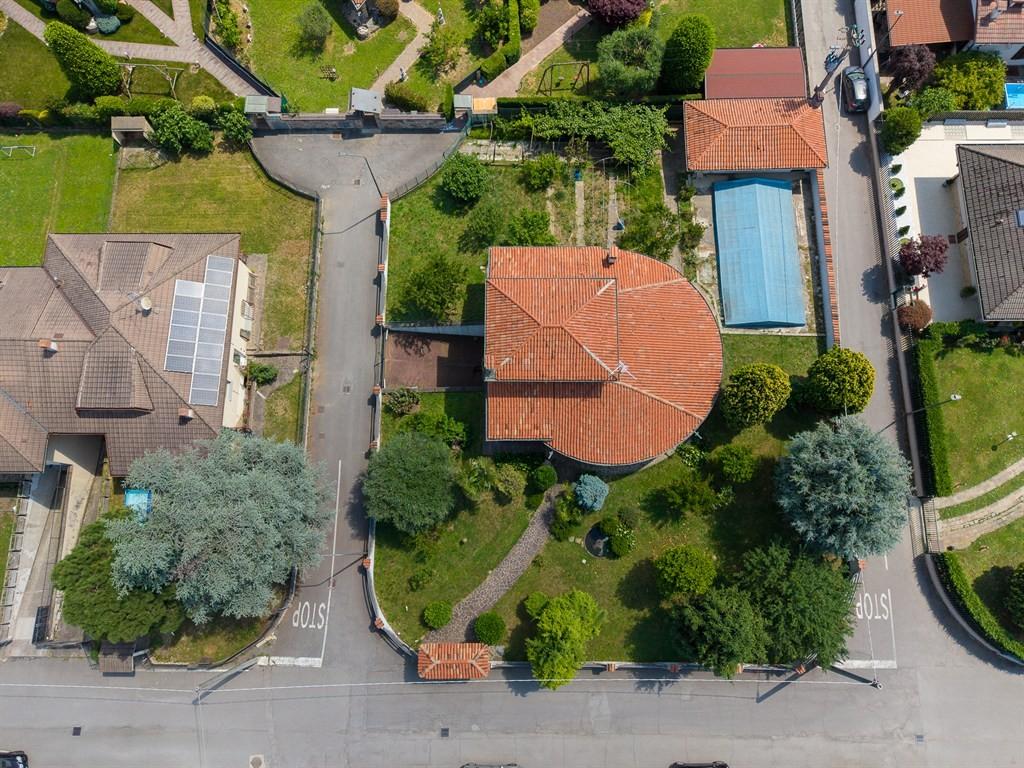 Villa in Via Leonardo da Vinci 3, Mornico al Serio